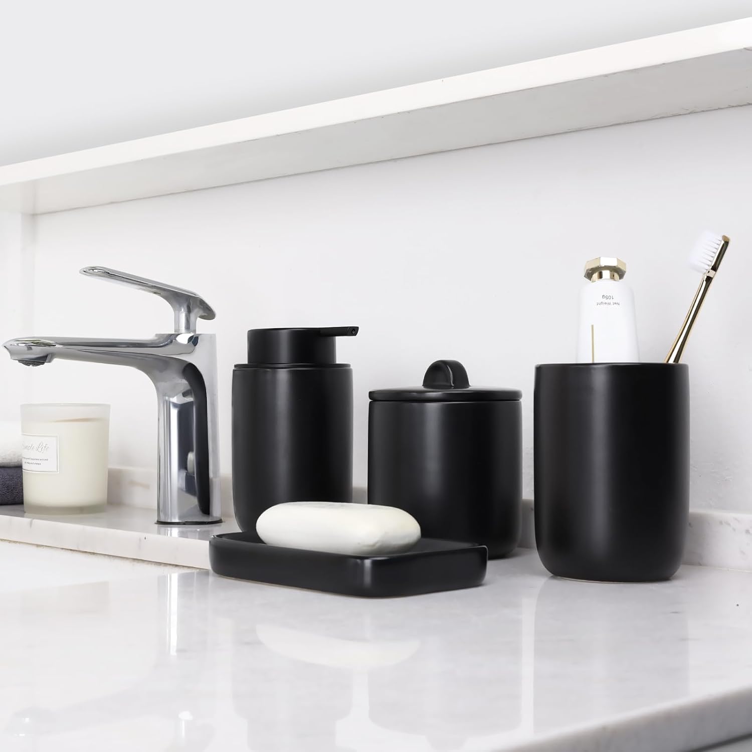 Matte Black 4-Piece Bathroom Set Sustainable Ceramic