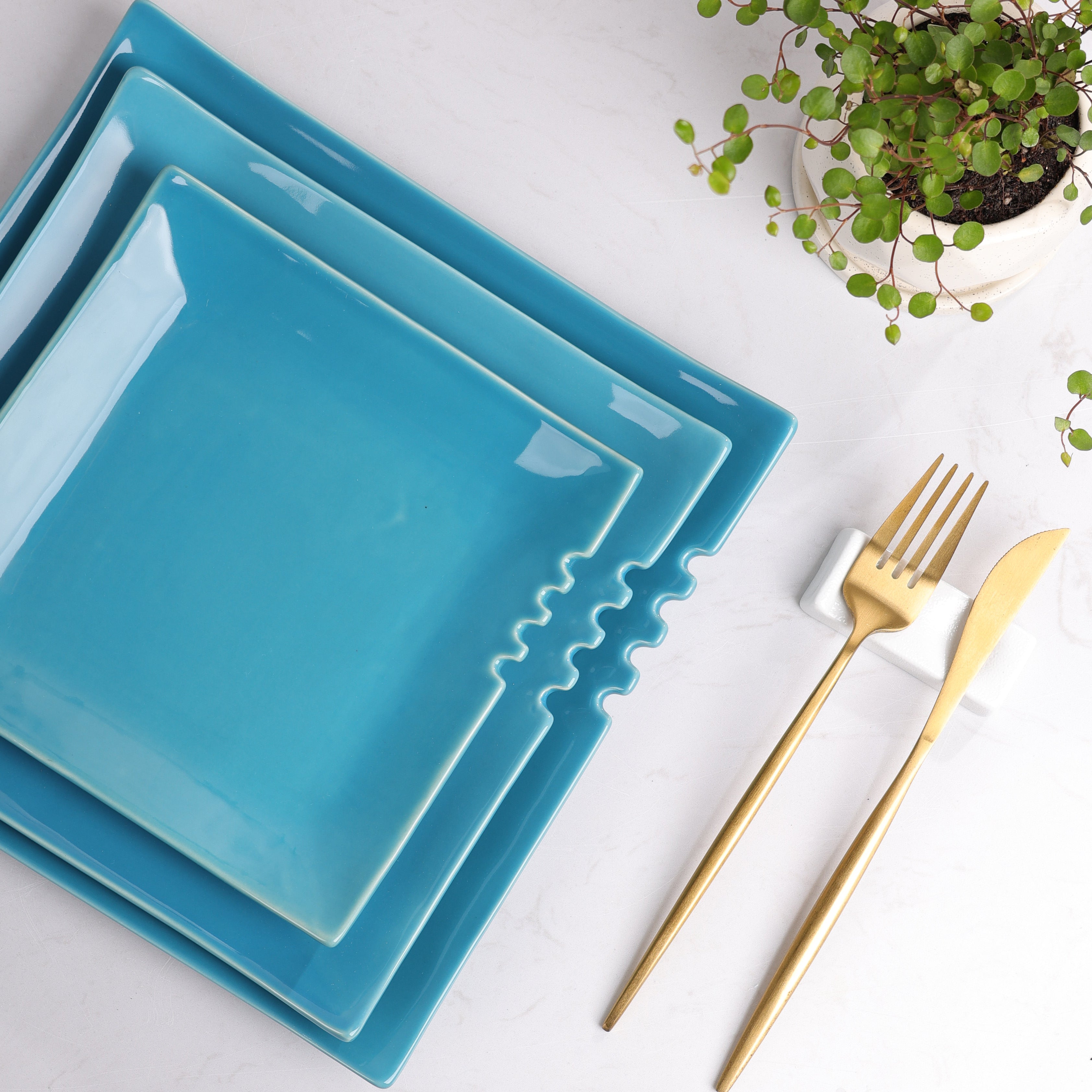 Elegant-Blue-Dinner-Plate-Upscale-Dining & Stylish-Decor-BosilunLife-Luxury/Side-Dish (M)